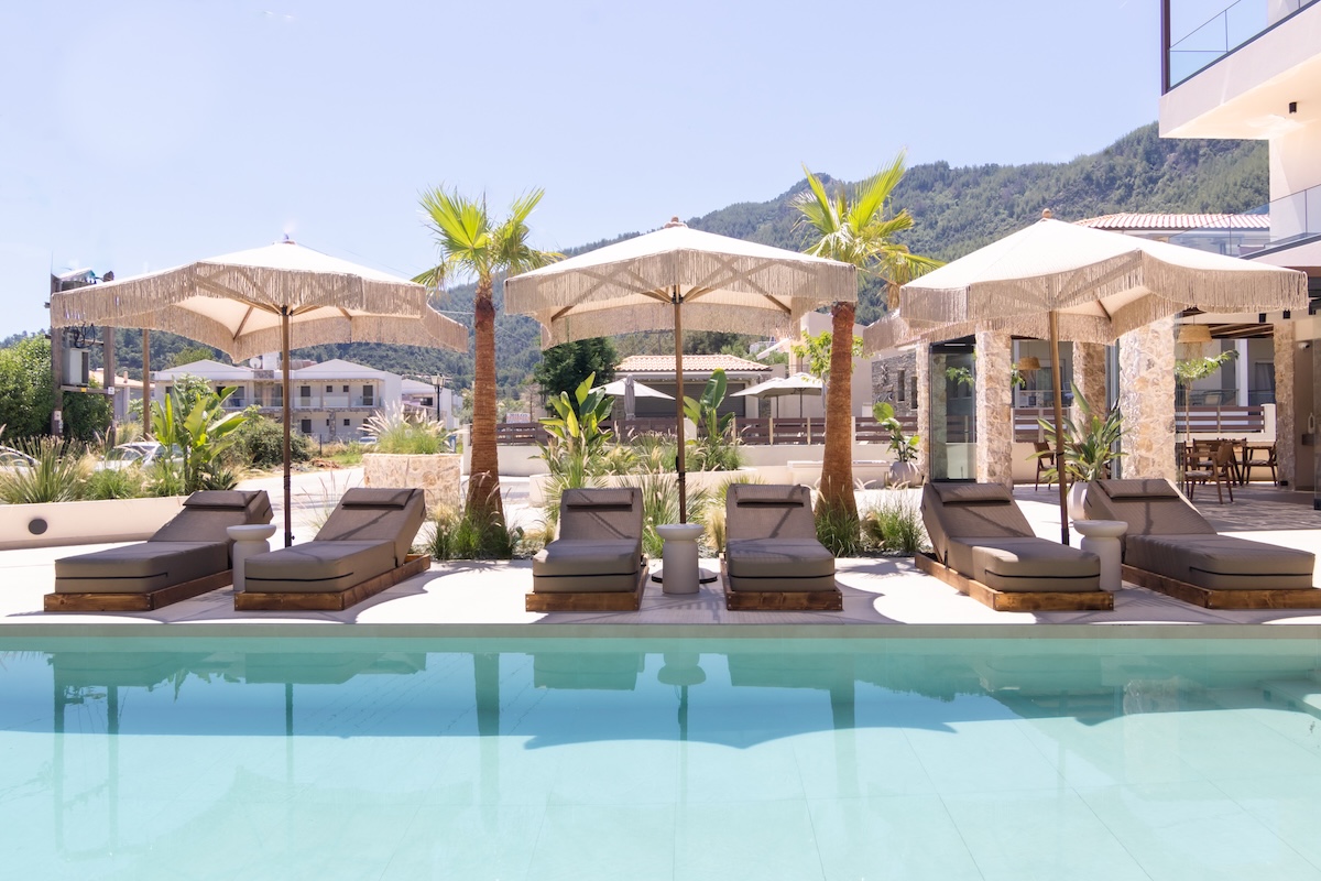 Tiara Holidays - Seabird Luxury Suites - ležaljke